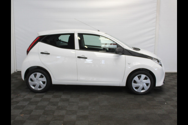 Toyota Aygo 1.0 VVT-i x-fun AIRCO | BT | LED | CV | LED
