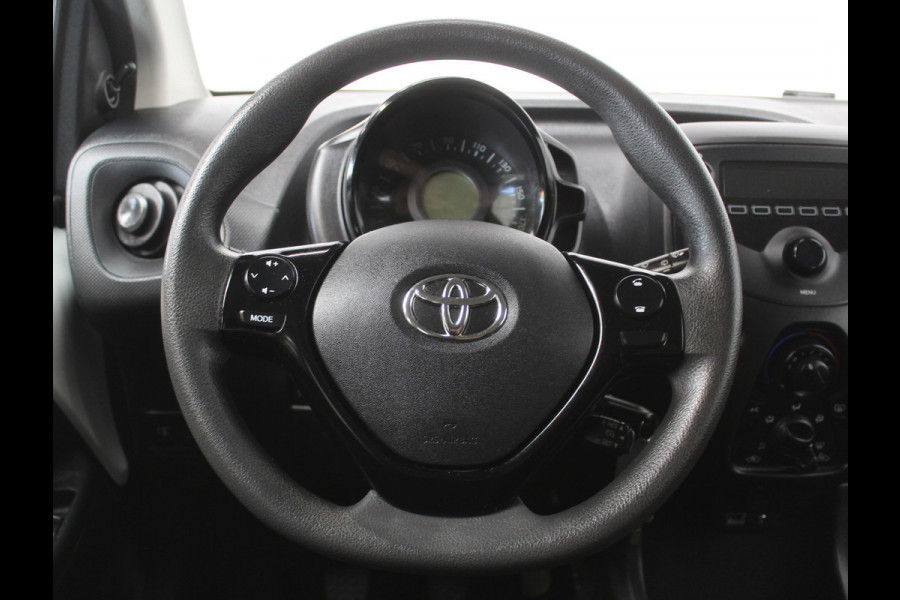 Toyota Aygo 1.0 VVT-i x-fun AIRCO | BT | LED | CV | LED
