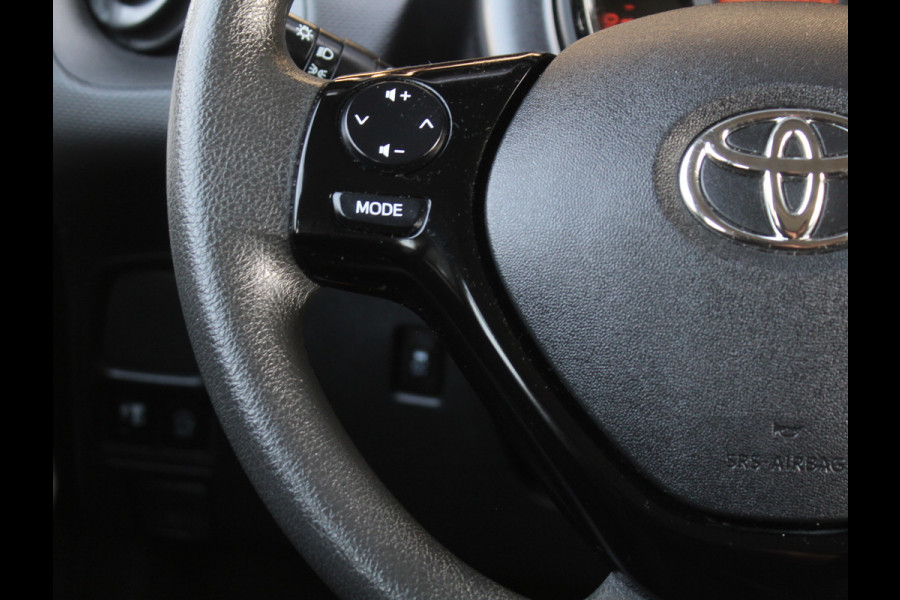 Toyota Aygo 1.0 VVT-i x-fun AIRCO | BT | LED | CV | LED