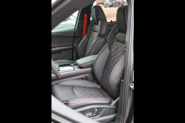 Audi Q7 60 TFSI e Quattro Competition *Pano*RS-Stoelen*4-Wiel besturing*B&O*