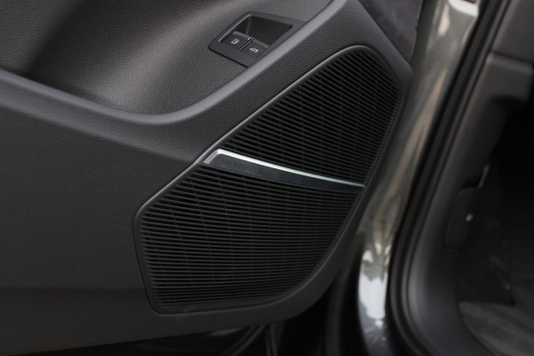 Audi Q7 60 TFSI e Quattro Competition *Pano*RS-Stoelen*4-Wiel besturing*B&O*
