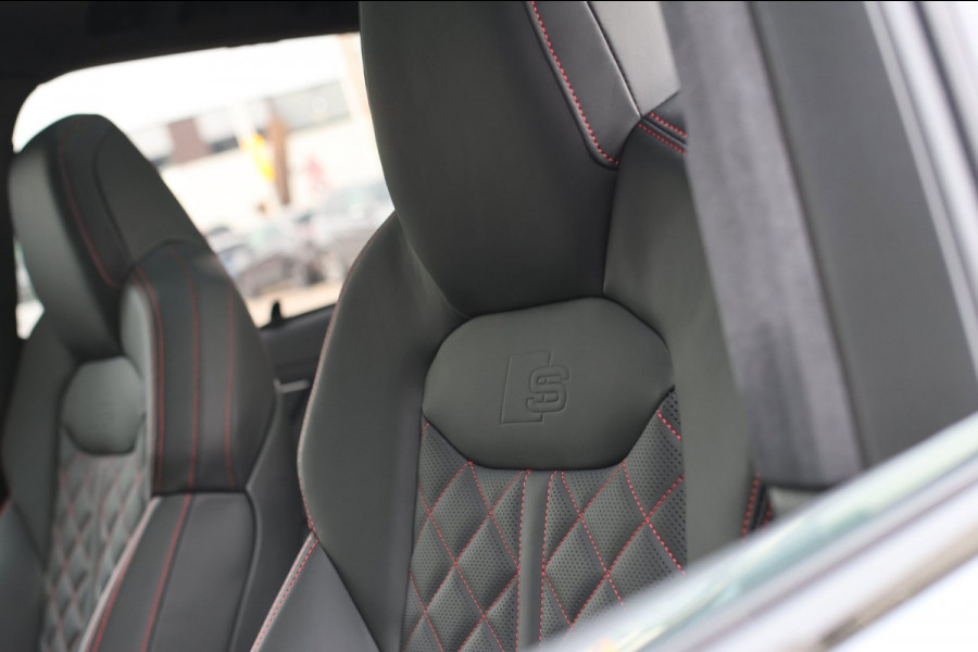 Audi Q7 60 TFSI e Quattro Competition *Pano*RS-Stoelen*4-Wiel besturing*B&O*