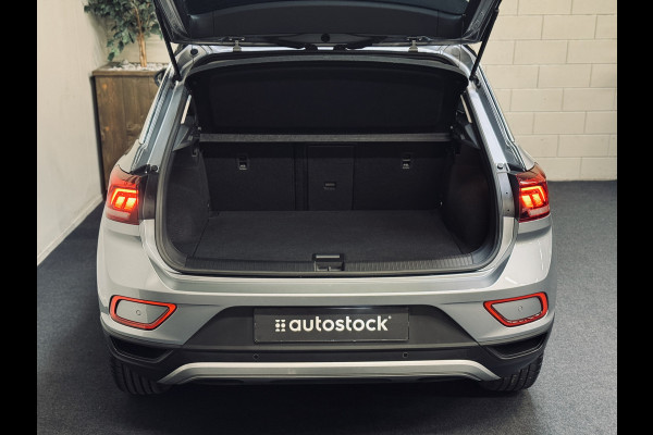Volkswagen T-Roc 1.0 TSI Life | Camera | CarPlay | Stoelverw.