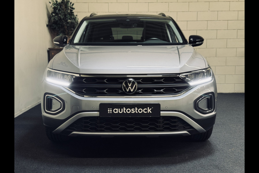 Volkswagen T-Roc 1.0 TSI Life | Camera | CarPlay | Stoelverw.