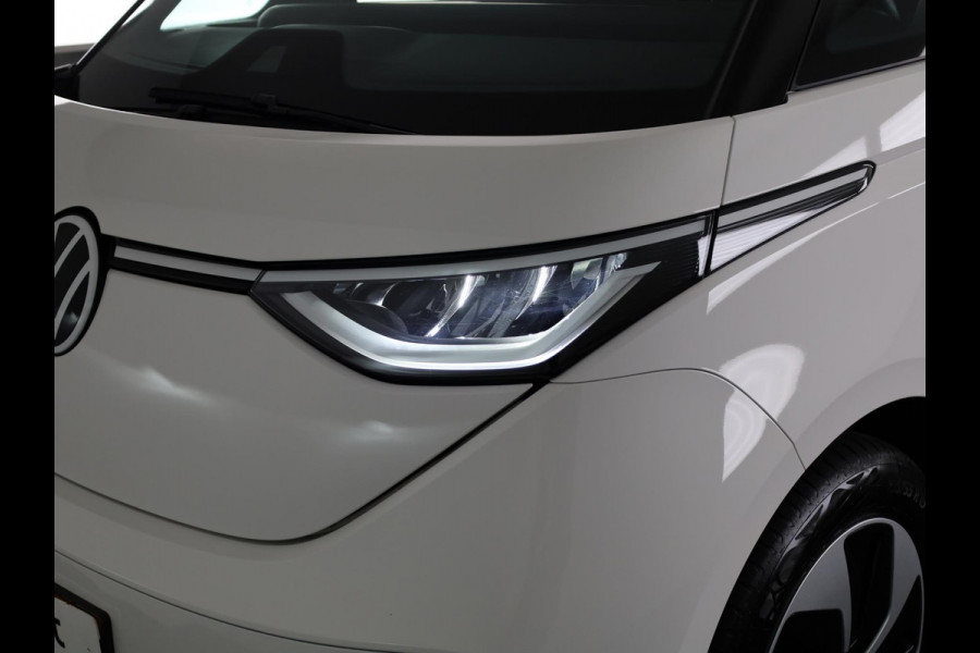 Volkswagen ID. Buzz Pro 86 kWh LWB 7p. 285PK | SOH 98% | Camera | Navigatie | 7 persoons | Extra getint glas