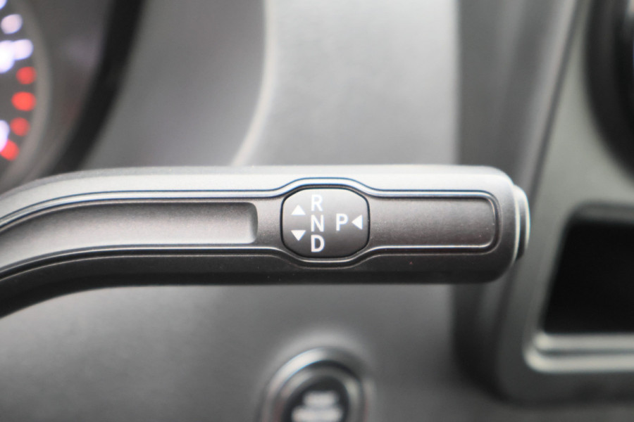 Mercedes-Benz Sprinter 317 CDI Aut. L2H1 Leer, 3-Zits, Camera, Standkachel, Airco, Cruise, Apple Carplay, Trekhaak