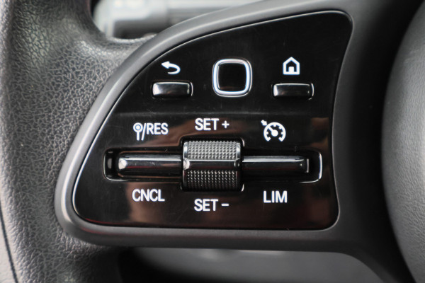 Mercedes-Benz Sprinter 317 CDI Aut. L2H1 Leer, 3-Zits, Camera, Standkachel, Airco, Cruise, Apple Carplay, Trekhaak