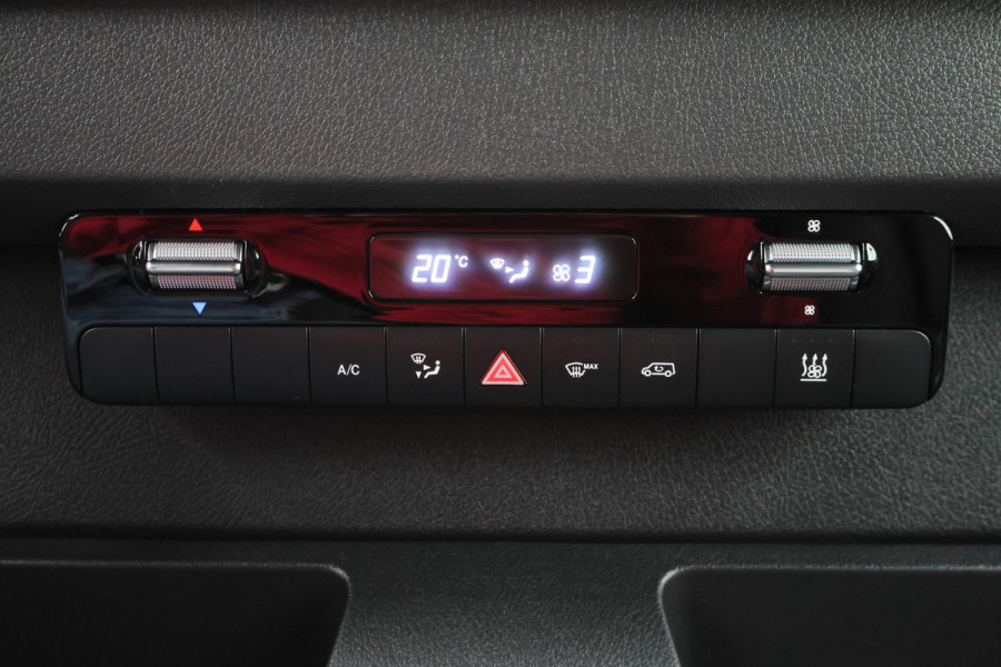 Mercedes-Benz Sprinter 317 CDI Aut. L2H1 Leer, 3-Zits, Camera, Standkachel, Airco, Cruise, Apple Carplay, Trekhaak