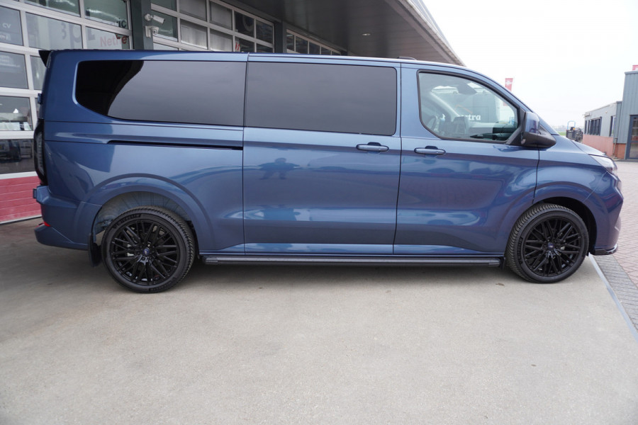 Ford Transit Custom 320L 2.0 TDCI 170PK L2H1 Limited Automaat Nr. V018 | Airco | adap.Cruise | Navi | Camera | Blis |20 inch Lm Velgen Raptor grill /Site steps met verlichting