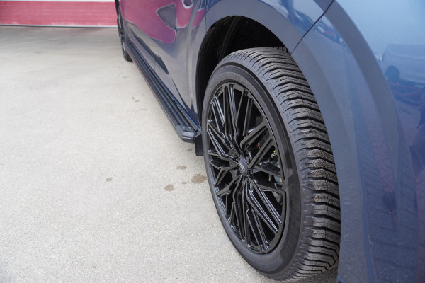 Ford Transit Custom 320L 2.0 TDCI 170PK L2H1 Limited Automaat Nr. V018 | Airco | adap.Cruise | Navi | Camera | Blis |20 inch Lm Velgen Raptor grill /Site steps met verlichting