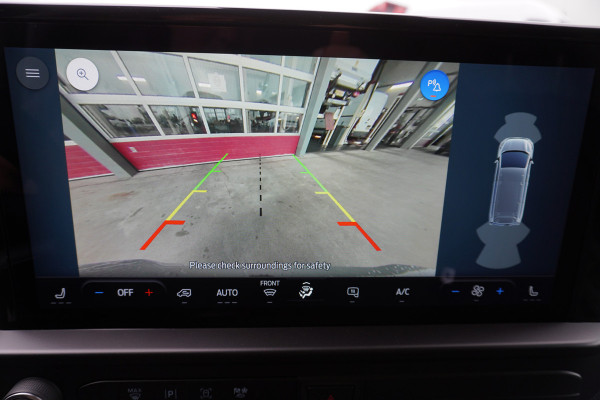 Ford Transit Custom 320L 2.0 TDCI 170PK L2H1 Limited Automaat Nr. V018 | Airco | adap.Cruise | Navi | Camera | Blis |20 inch Lm Velgen Raptor grill /Site steps met verlichting