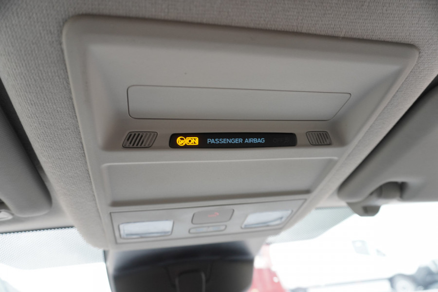 Ford Transit Custom 320L 2.0 TDCI 170PK L2H1 Limited Automaat Nr. V018 | Airco | adap.Cruise | Navi | Camera | Blis |20 inch Lm Velgen Raptor grill /Site steps met verlichting