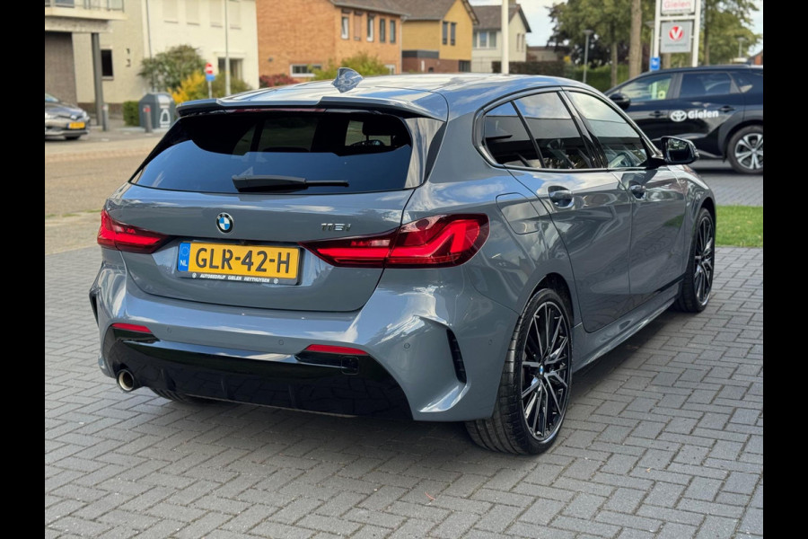 BMW 1-Serie (f40) 118i M Sport | Panoramadak, 19 inch, Leer, Stoel + Stuurverwarming, Keyless, Elektrische achterklep, Parkeercamera