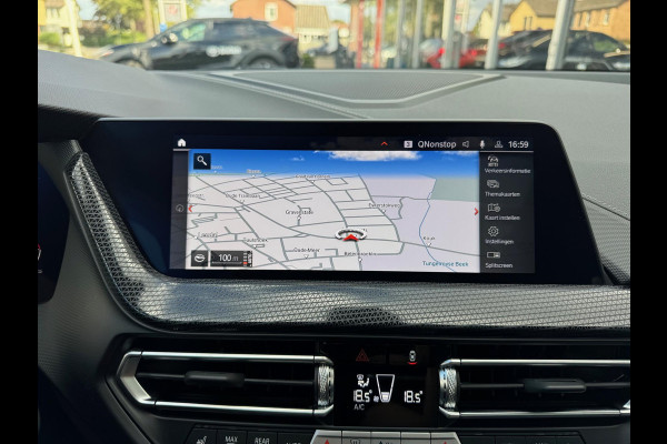 BMW 1-Serie (f40) 118i M Sport | Panoramadak, 19 inch, Leer, Stoel + Stuurverwarming, Keyless, Elektrische achterklep, Parkeercamera