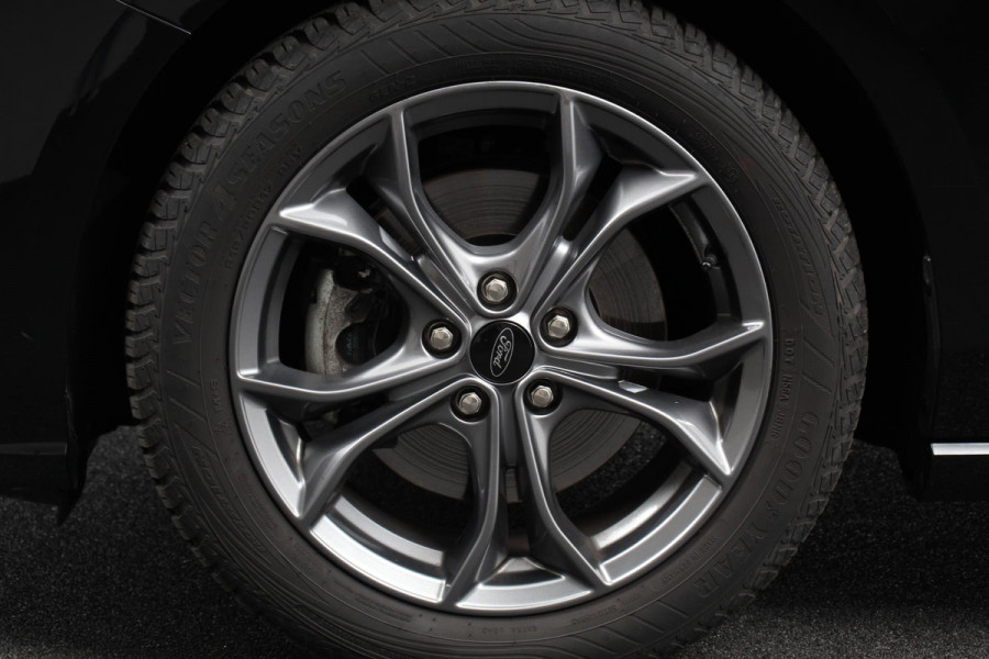 Ford FOCUS Wagon 1.0 EcoBoost ST Line 125 Pk Navigatie Adaptive Cruise Control Trekhaak Head Up Display Privacy Glass Lane Assist