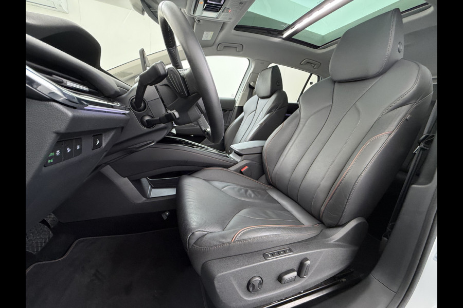 Škoda ENYAQ iV 80 SOH 93% Warmtepomp Pano-Dak Leer+Elektr+Memory+Verwarmd Adap.Cruise Lmv 21" Camera Matrix-Led Apple Carplay Android Auto Pdc Privacy GlasDAB Stuur+Achterbankverwarming Draadloze telefoonlader Keyless Dodehoek detectie Dealeronderhouden Origineel Nederlandse Auto Nieuwprijs €59.055,-