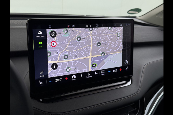 Škoda ENYAQ iV 80 SOH 93% Warmtepomp Pano-Dak Leer+Elektr+Memory+Verwarmd Adap.Cruise Lmv 21" Camera Matrix-Led Apple Carplay Android Auto Pdc Privacy GlasDAB Stuur+Achterbankverwarming Draadloze telefoonlader Keyless Dodehoek detectie Dealeronderhouden Origineel Nederlandse Auto Nieuwprijs €59.055,-