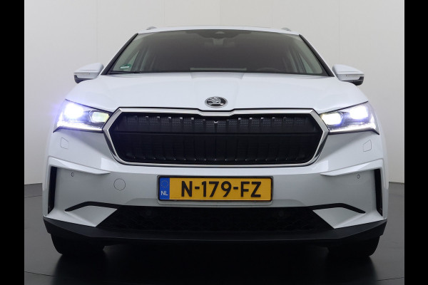 Škoda ENYAQ iV 80 SOH 93% Warmtepomp Pano-Dak Leer+Elektr+Memory+Verwarmd Adap.Cruise Lmv 21" Camera Matrix-Led Apple Carplay Android Auto Pdc Privacy GlasDAB Stuur+Achterbankverwarming Draadloze telefoonlader Keyless Dodehoek detectie Dealeronderhouden Origineel Nederlandse Auto Nieuwprijs €59.055,-
