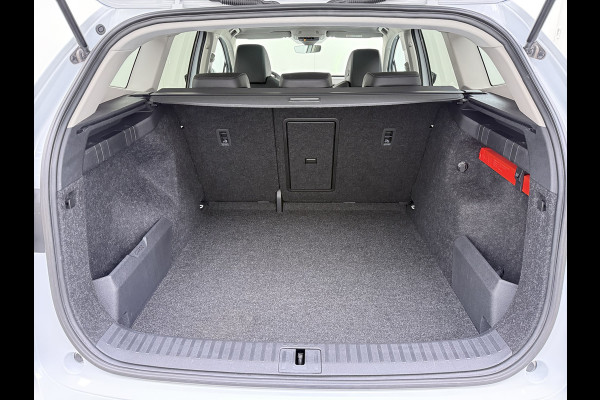 Škoda ENYAQ iV 80 SOH 93% Warmtepomp Pano-Dak Leer+Elektr+Memory+Verwarmd Adap.Cruise Lmv 21" Camera Matrix-Led Apple Carplay Android Auto Pdc Privacy GlasDAB Stuur+Achterbankverwarming Draadloze telefoonlader Keyless Dodehoek detectie Dealeronderhouden Origineel Nederlandse Auto Nieuwprijs €59.055,-