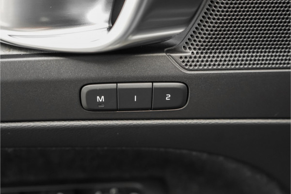 Volvo XC40 1.5 T3 Inscription 164PK Leder Camera Stoelverw Voorruitverw