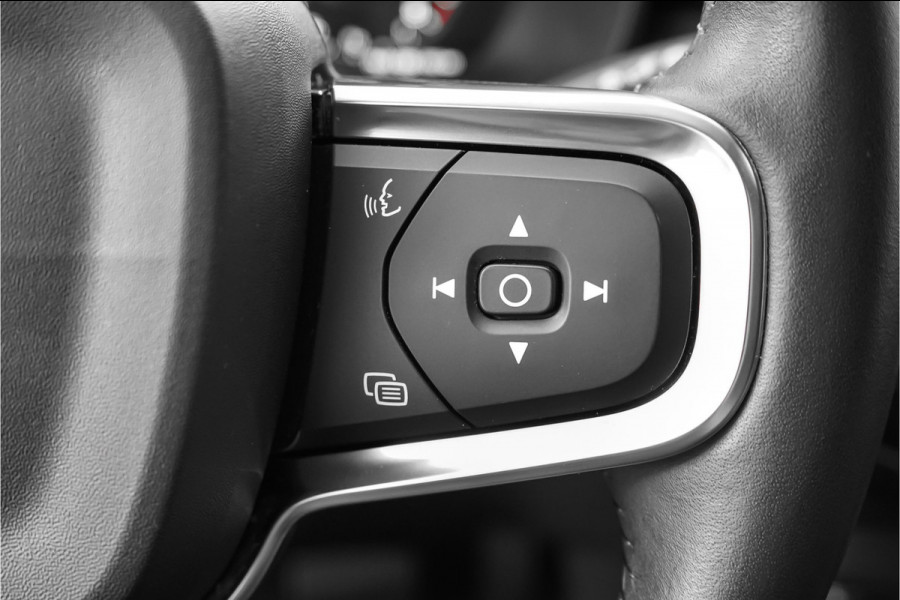 Volvo XC40 1.5 T3 Inscription 164PK Leder Camera Stoelverw Voorruitverw