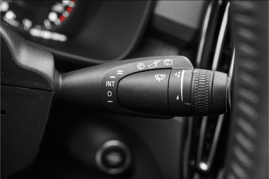 Volvo XC40 1.5 T3 Inscription 164PK Leder Camera Stoelverw Voorruitverw