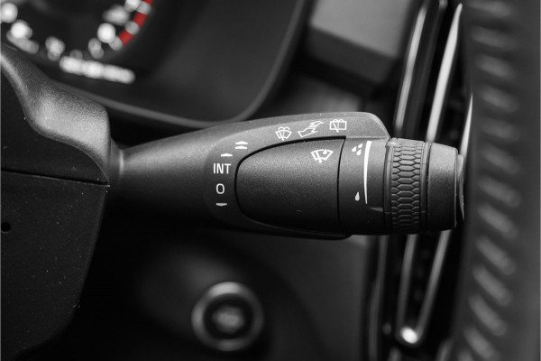 Volvo XC40 1.5 T3 Inscription 164PK Leder Camera Stoelverw Voorruitverw