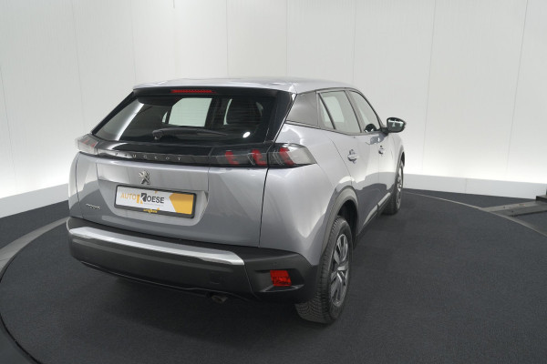 Peugeot 2008 PureTech 100 Active Pack | Allseason Banden | Parkeersensoren | Navigatie | Apple Carplay