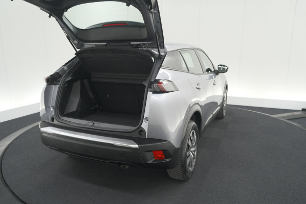 Peugeot 2008 PureTech 100 Active Pack | Allseason Banden | Parkeersensoren | Navigatie | Apple Carplay