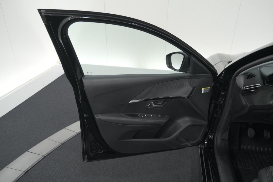 Peugeot 208 PureTech 100 Allure | Apple Carplay | Parkeersensoren | Climate Control