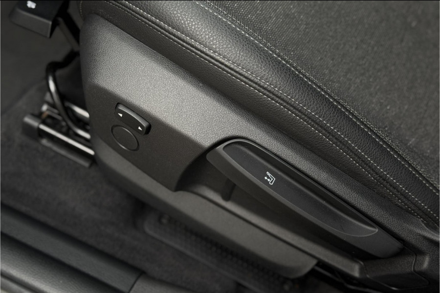 BMW X1 xDrive25e M-Sport | Head-Up | Camera | Adaptief LED | PDC V+A | Adaptieve Cruise