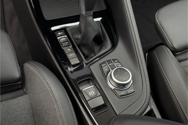 BMW X1 xDrive25e M-Sport | Head-Up | Camera | Adaptief LED | PDC V+A | Adaptieve Cruise