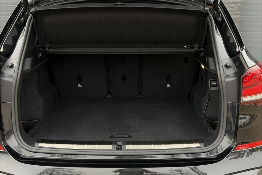 BMW X1 xDrive25e M-Sport | Head-Up | Camera | Adaptief LED | PDC V+A | Adaptieve Cruise