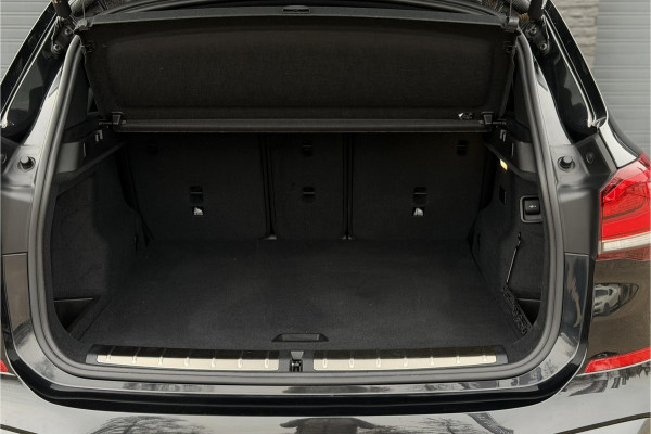 BMW X1 xDrive25e M-Sport | Head-Up | Camera | Adaptief LED | PDC V+A | Adaptieve Cruise