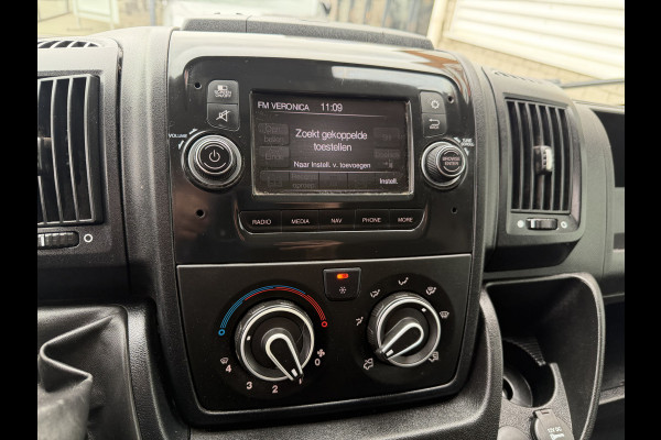 Peugeot Boxer 335 2.2 BlueHDi 165pk L3H2 Premium / vaste prijs rijklaar € 15.950 ex btw / lease vanaf € 269 / bpm vrij / euro 6 / airco / cruise / trekhaak / camera / imperial