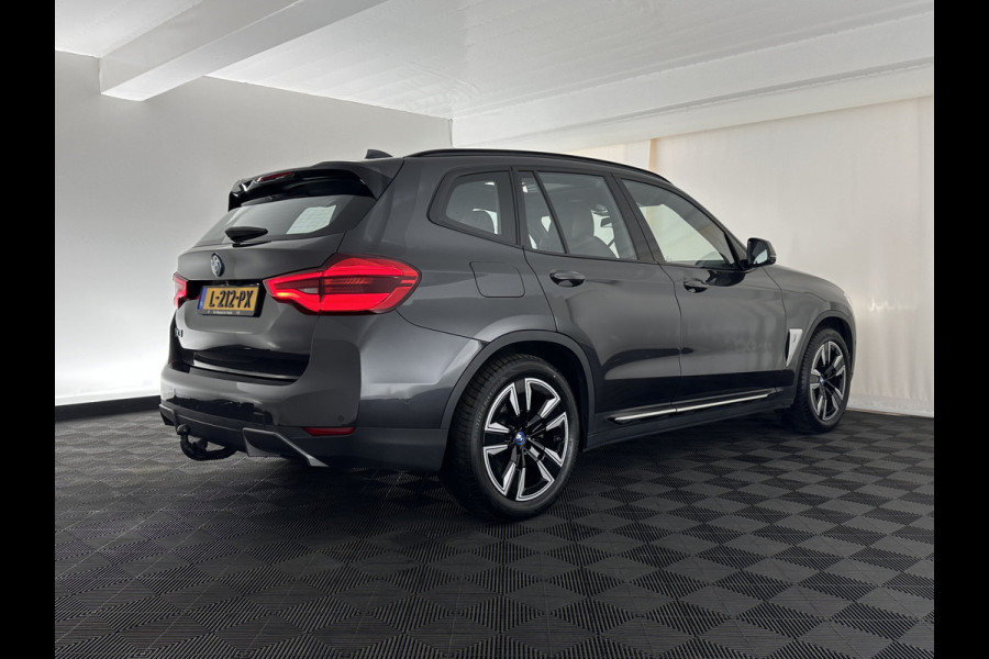 BMW iX3 High Executive 80 kWh [ 3-Fase-11kW ] {SOH-99%} (INCL-BTW) Aut. *HEATPUMP | PANO | LEATHER | HARMAN/KARDON | FULL-LED | BLINDSPOT | MEMORY-PACK | DIGI-COCKPIT | HEATED-SPORTSEATS | KEYLESS | TOPVIEW | DAB+ | NAVI-FULLMAP | HEAD-UP | ...