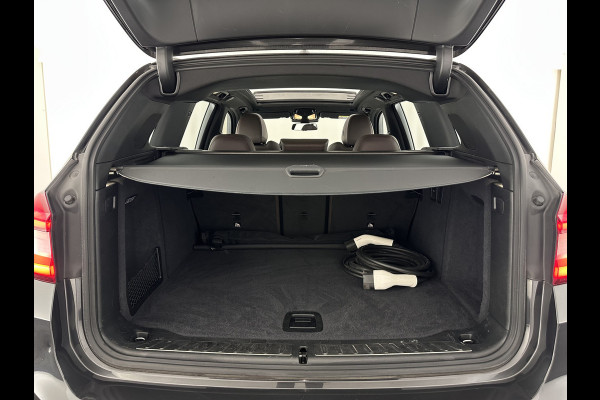 BMW iX3 High Executive 80 kWh [ 3-Fase-11kW ] {SOH-99%} (INCL-BTW) Aut. *HEATPUMP | PANO | LEATHER | HARMAN/KARDON | FULL-LED | BLINDSPOT | MEMORY-PACK | DIGI-COCKPIT | HEATED-SPORTSEATS | KEYLESS | TOPVIEW | DAB+ | NAVI-FULLMAP | HEAD-UP | ...