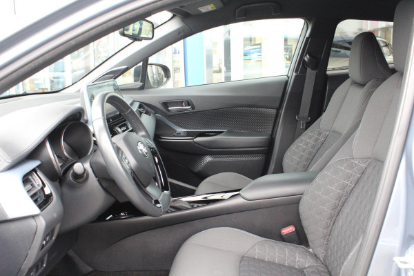 Toyota C-HR 2.0 Hybrid Style | JBL Audio | BLIS | Stoelverarming | Camera | Navigatie | Cruise Control |