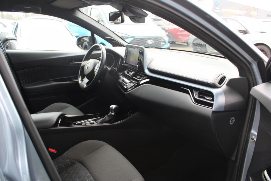 Toyota C-HR 2.0 Hybrid Style | JBL Audio | BLIS | Stoelverarming | Camera | Navigatie | Cruise Control |