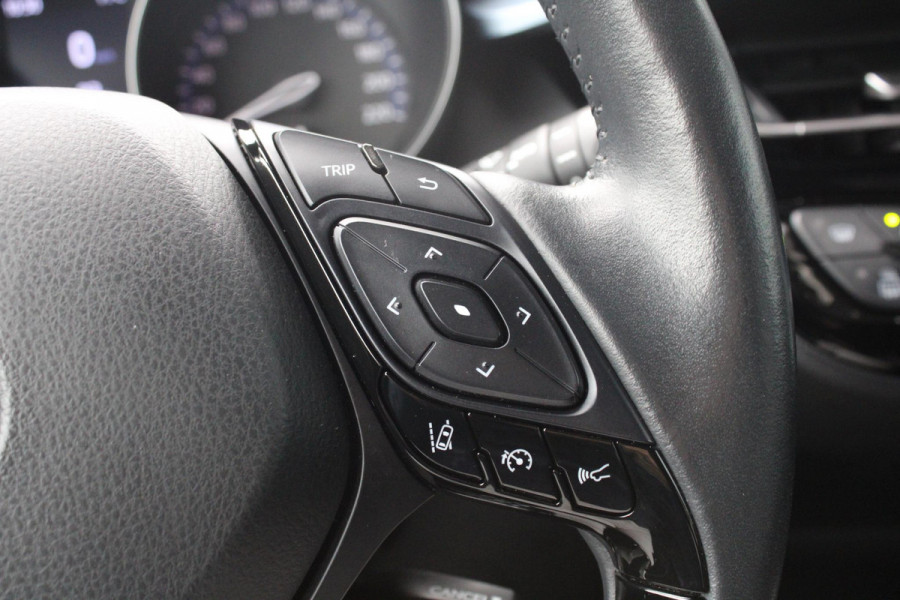 Toyota C-HR 2.0 Hybrid Style | JBL Audio | BLIS | Stoelverarming | Camera | Navigatie | Cruise Control |