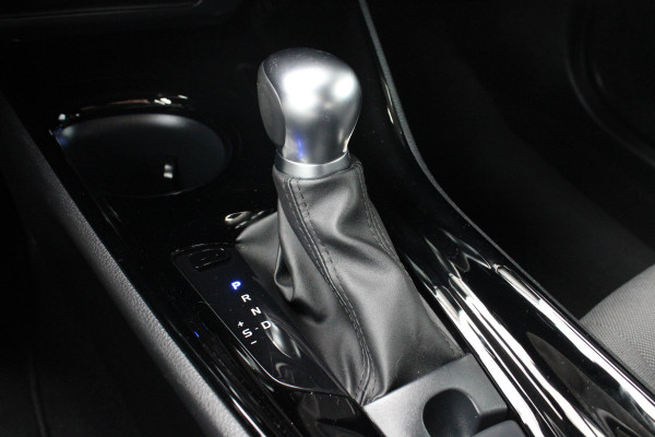 Toyota C-HR 2.0 Hybrid Style | JBL Audio | BLIS | Stoelverarming | Camera | Navigatie | Cruise Control |