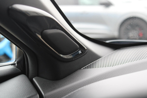 Toyota C-HR 2.0 Hybrid Style | JBL Audio | BLIS | Stoelverarming | Camera | Navigatie | Cruise Control |