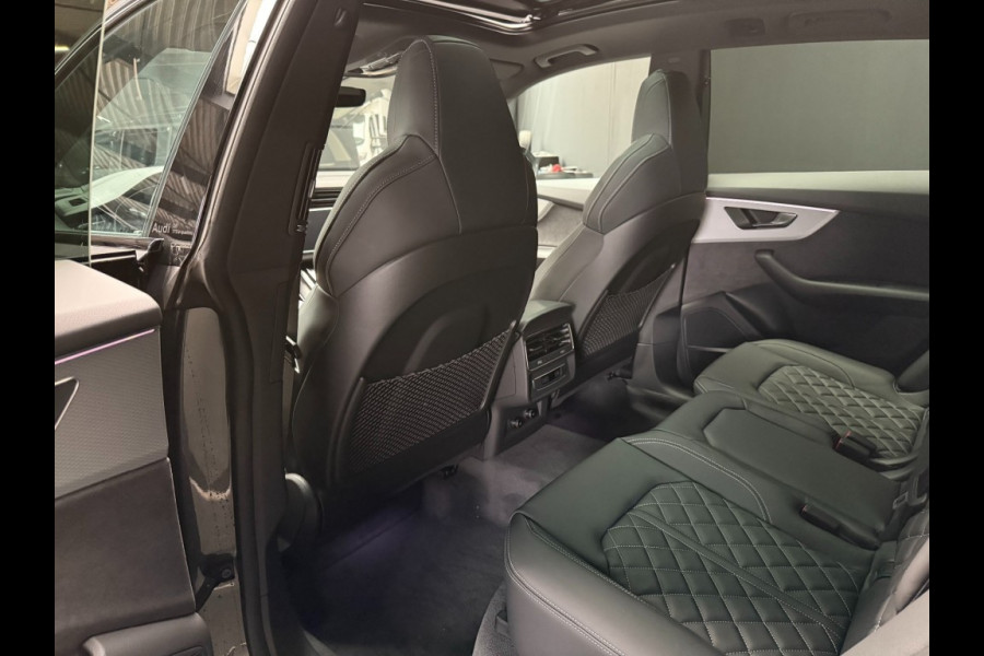 Audi Q8 Q8 55 Tfsi S-LINE Competiton 23 inch soft close RS zetels head-up trekhaak