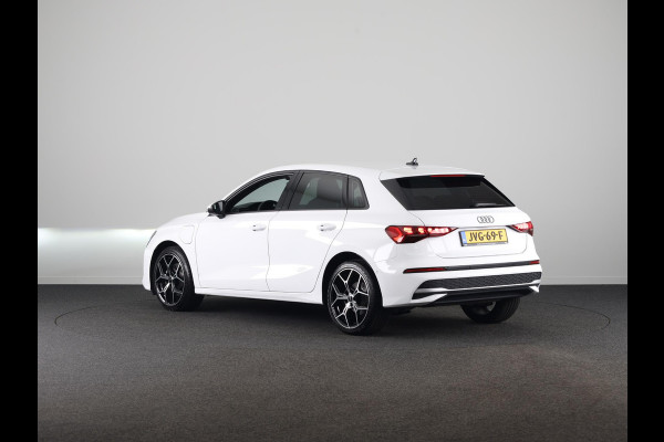 Audi A3 Sportback 40 TFSI e Pro Line 204pk | 18 inch Lichtmetalen velgen | Led koplampen | Sportstoelen | Verlengde garantie