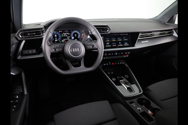 Audi A3 Sportback 40 TFSI e Pro Line 204pk | 18 inch Lichtmetalen velgen | Led koplampen | Sportstoelen | Verlengde garantie