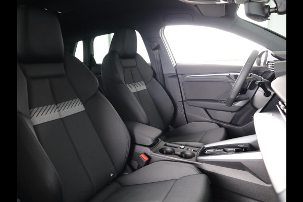 Audi A3 Sportback 40 TFSI e Pro Line 204pk | 18 inch Lichtmetalen velgen | Led koplampen | Sportstoelen | Verlengde garantie