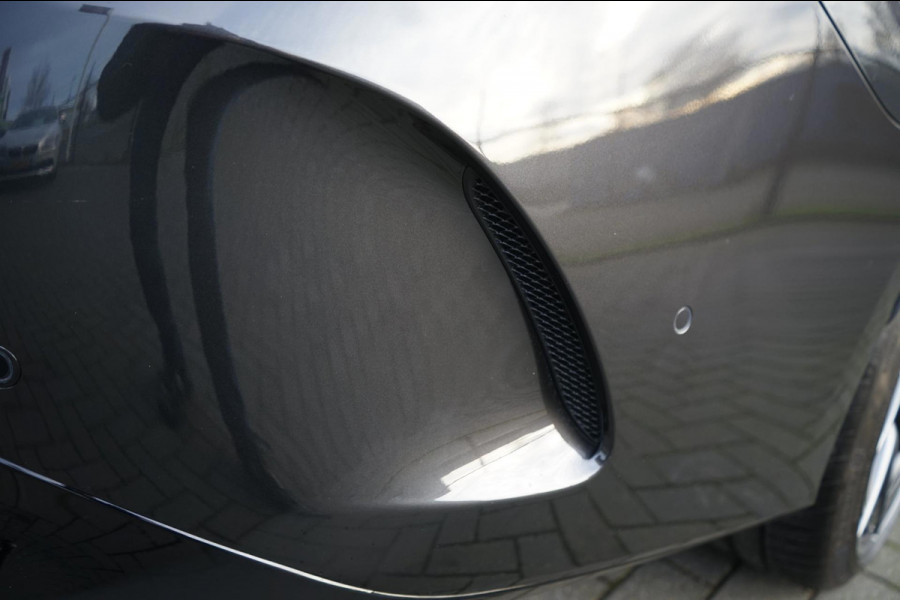 Mercedes-Benz AMG GT 4-Door Coupe 43 Premium Plus