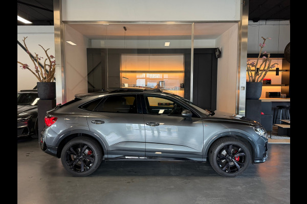 Audi Q3 Sportback 35 TFSI S line Panorama RS-seats 06-2025