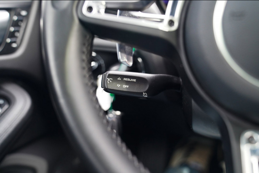 Porsche Macan 2.0 S | Panorama | Bose Sound System | incl BTW | Memory stoelen | 100% Dealer onderhouden | Trekhaak | Krijt Grijs