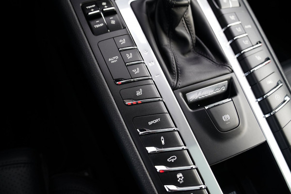 Porsche Macan 2.0 S | Panorama | Bose Sound System | incl BTW | Memory stoelen | 100% Dealer onderhouden | Trekhaak | Krijt Grijs